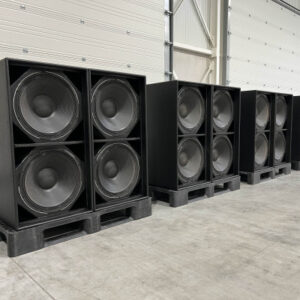 Martin Audio WS218X 2x18" sub (maritime installation)