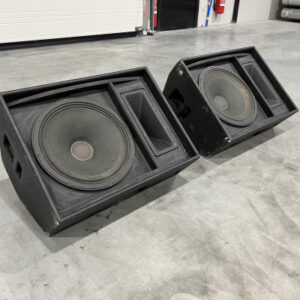 2x Martin Audio LE400B 15"/1" monitor