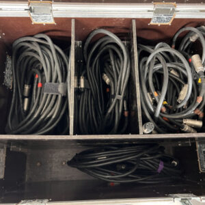524,5 meter D&B Audiotechnik EP5 cable set: 50x cables 2x flightcases