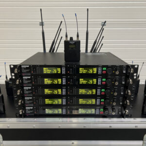 5x Shure PSM1000 P10T + 9x P10R + 9x Antenna